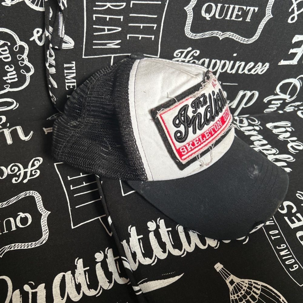 Weekend cap - Picture 3 of 3